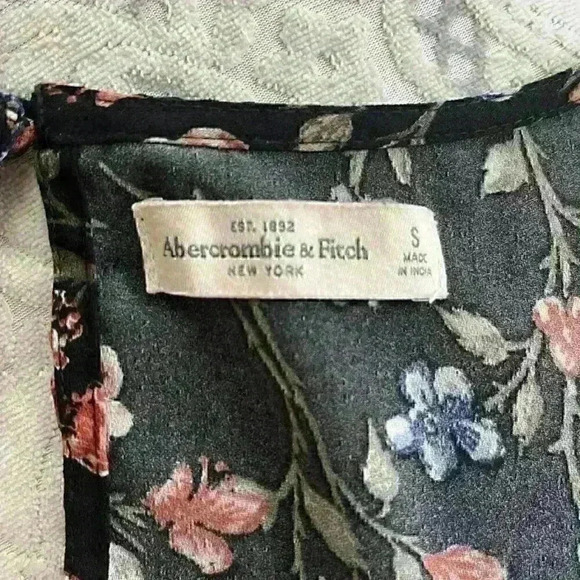Abercrombie & Fitch Romper Floral Long Sleeve  Cinch Waist Black - Picture 6 of 12